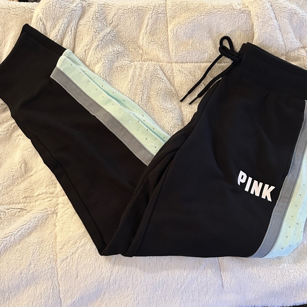 Victoria’s Secret Pink Black Joggers w/Mint trim New Medium